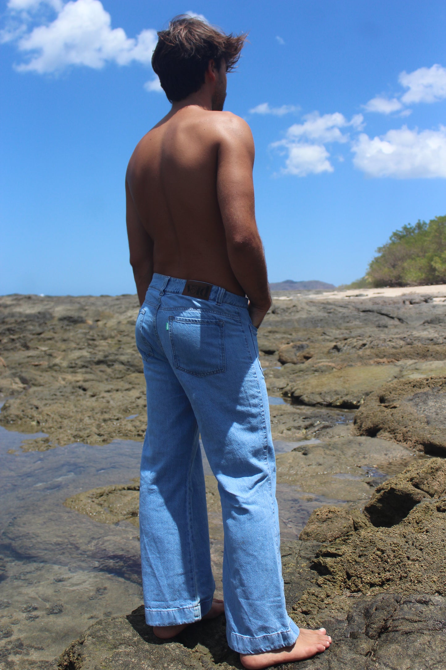 THE BELL BOTTOM